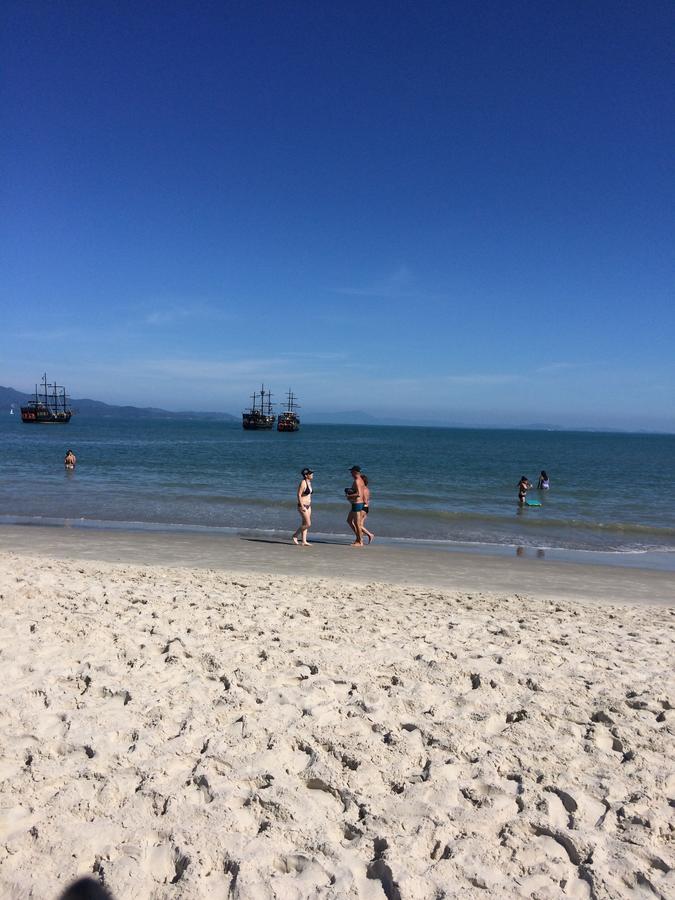 Lindo Apto, 50Metros Do Mar, Ideal Para Familias Florianópolis Εξωτερικό φωτογραφία
